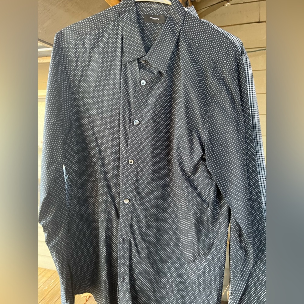 Men’s Theory Dress Shirt - Sz Large